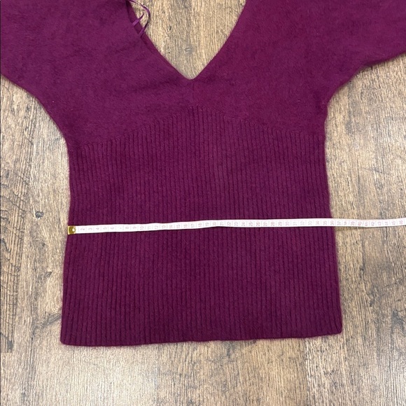 Armani Exchange 90% Angora Rabbit V-Neck Sweater in Deep Purple – Size M - Picture 6 of 7